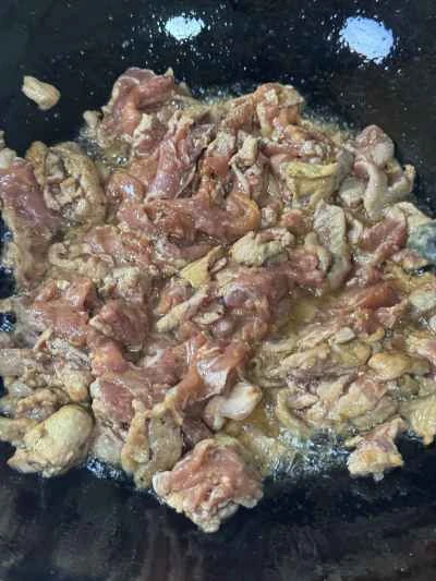 黒胡椒と薄切り肉で炒めたピーマンの作り方：7