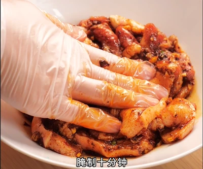 四川風米粉蒸し豚肉のレシピ手順：4