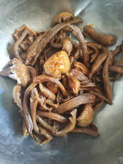 乾燥豆腐と野生キノコ入り蒸し豚肉の作り方：3