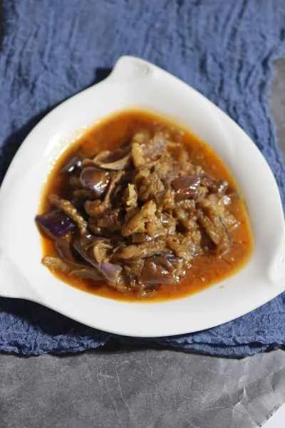 家庭風ナスの煮込みレシピ