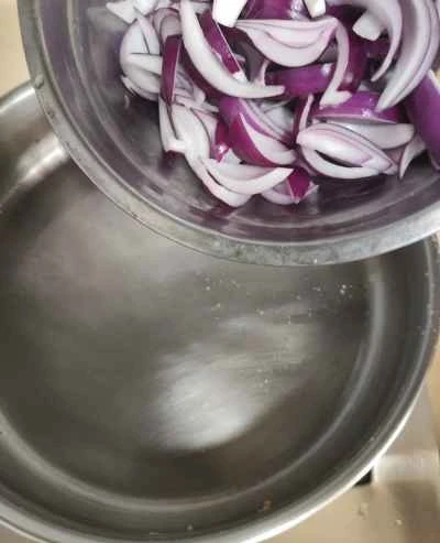 玉ねぎ入りスクランブルエッグの作り方:5