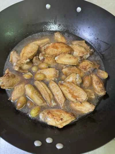 黄色い皮のチキンウィングを作る手順：11