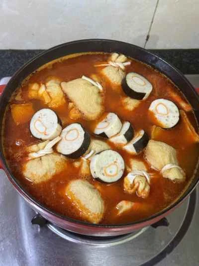 トマトの辛い鍋の作り方：10