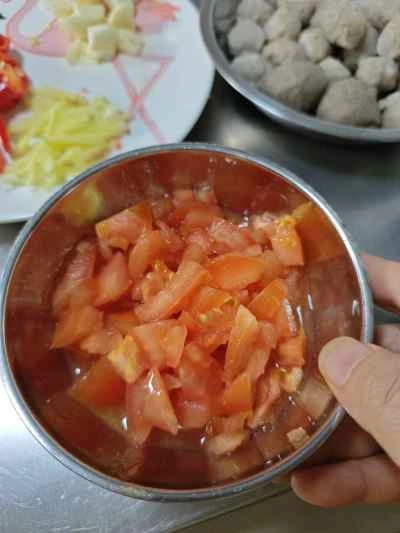 トマトミートボール春雨キャセロールのレシピ手順：4