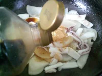 イカと大根の炒め物の作り方：11