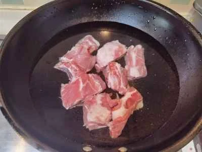 春雨とザワークラウト入り豚スペアリブの煮込みの作り方：2