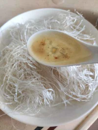 蒸しタロイモと春雨のミートソース炒めの作り方：2