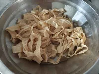 乾燥豆腐シートとスベリヒユの炒め物の作り方：3