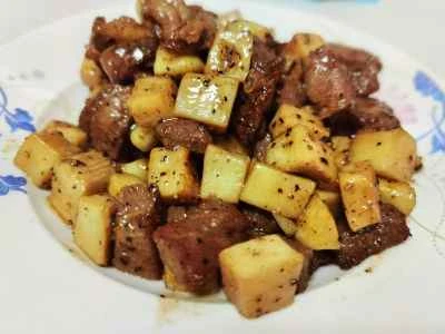 キングオイスターマッシュルームと牛肉の角切りのレシピ