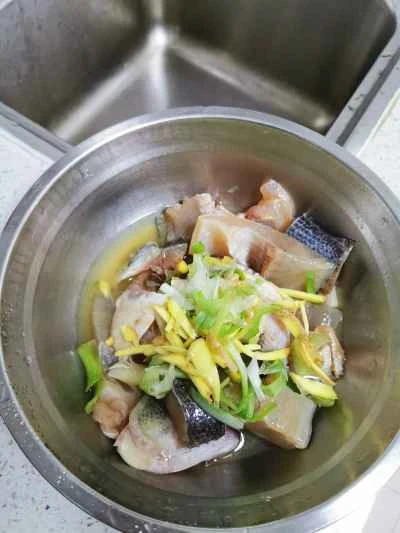 スズキのネギ炒めの作り方：4