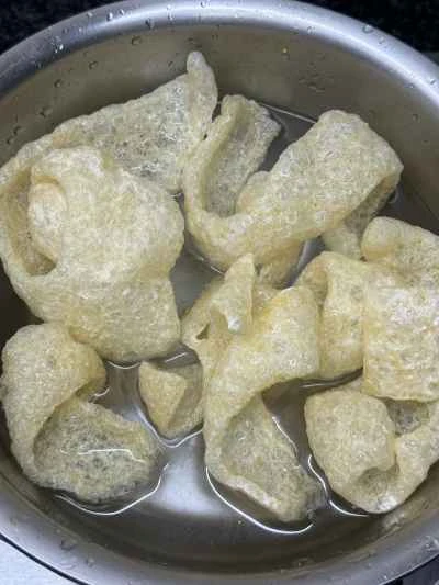 豚皮入りキャベツの煮込みの作り方：2