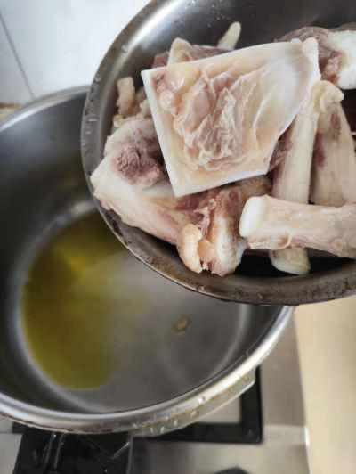 牛軟骨煮込みの作り方：2