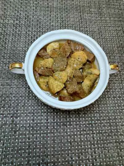 バターマッシュルームと牛肉の角切りを作る手順：16