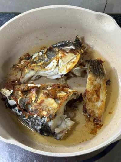 アサリ入り魚の頭煮込みの作り方：5