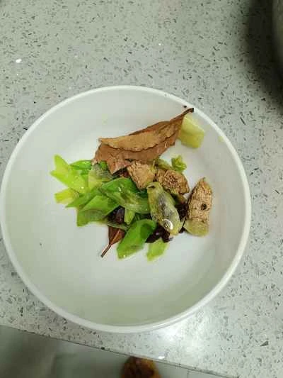 ネギ油で煮込んだ鶏肉の作り方：8