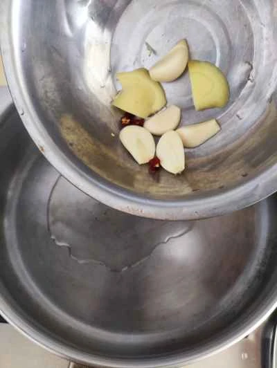 固めの豆腐とキャベツの煮込みの作り方：4