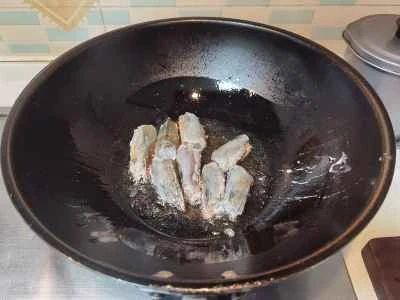 ニンニク風味のブラックタイガーエビの作り方：5