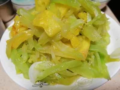 パイナップルとレタスの炒め物の作り方：5