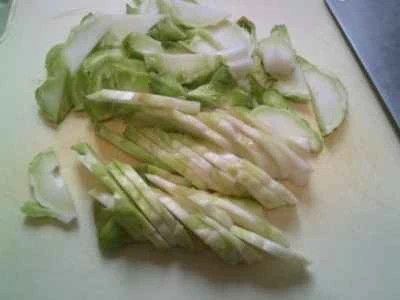 椎茸とベビーチンゲン菜の炒め物の作り方：2