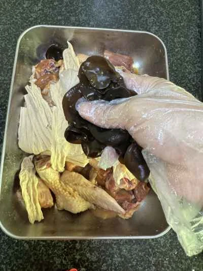 蒸し鶏と乾燥豆腐、キクラゲの作り方：6