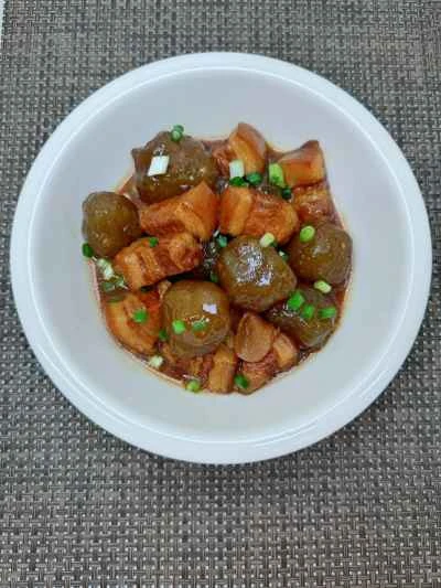 さつまいも澱粉団子入り豚肉の煮込みの作り方：16