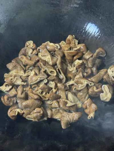 ピーマンと豚モツの炒め物の作り方：5