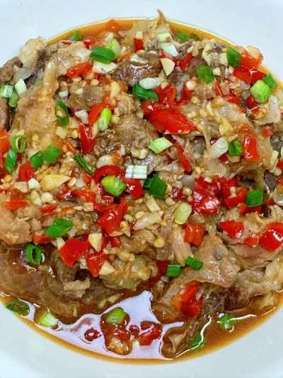 刻んだ唐辛子で煮込んだ豚スペアリブの作り方：13