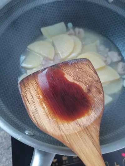 肉入りジャガイモ炒めの作り方：6