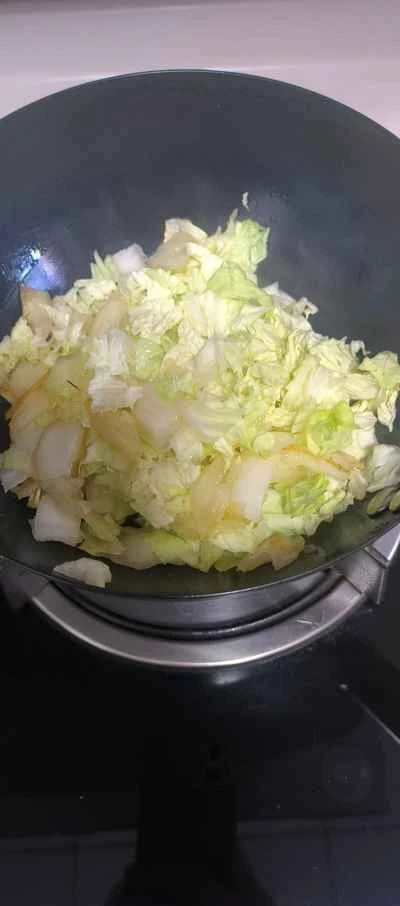 黒キクラゲとキャベツの炒め物の作り方：3