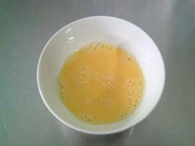 揚げ豚カツを作る手順：2