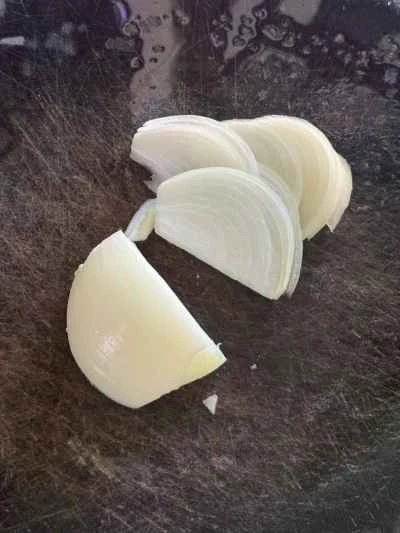 牛肉と玉ねぎの炒め物の作り方：2