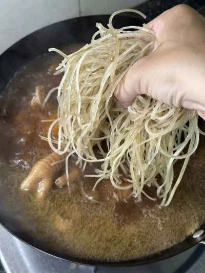 春雨入りチキンシチュー レシピステップ：9