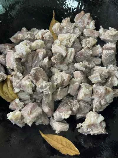 牛ブリスケットの煮込みと酢漬けキャベツの作り方：5