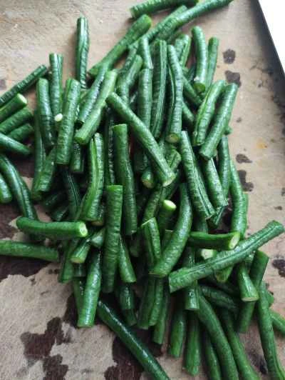 豚肉とインゲンの炒め物の作り方：1