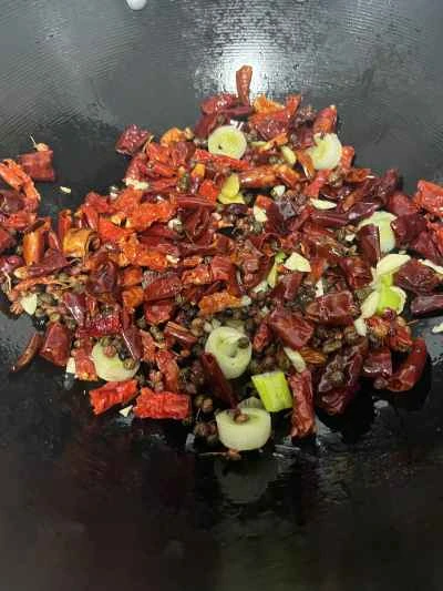 スパイシーな角切りチキンの作り方：8