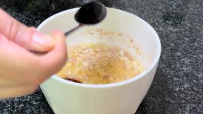 ニンニク風味の豚腸の作り方：3