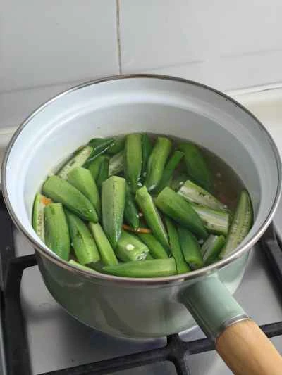 オクラを使った鴨もも肉の作り方：3