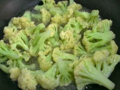 こんにゃくの結び目とカリフラワーの炒め物の作り方：5