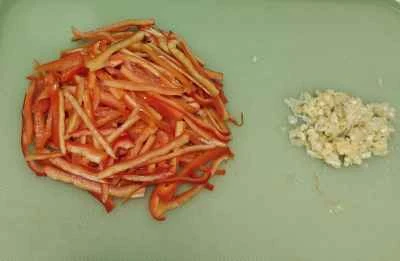 赤唐辛子入りもやし炒めの作り方：2