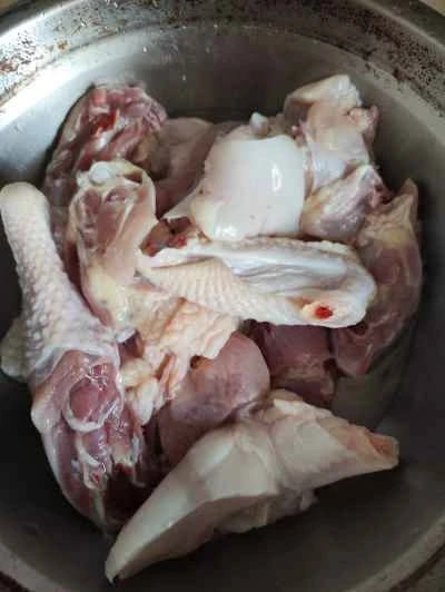 若ショウガ入り蒸し鶏の作り方：1