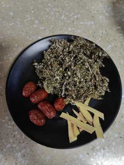 ヨモギと鳩のシチューの作り方：2