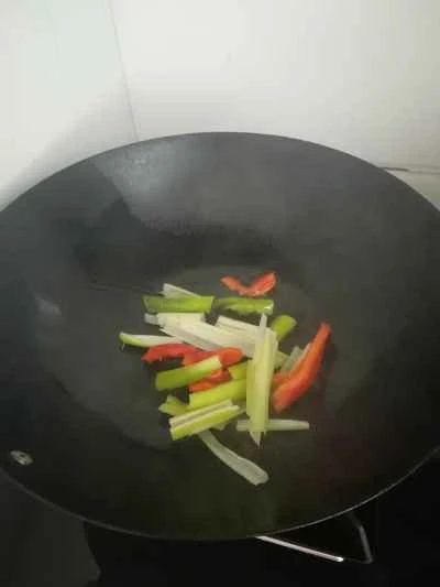 上海白菜とキクラゲの炒め物の作り方：6