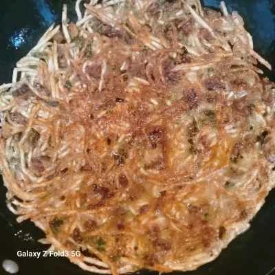 タロイモ千切りパンケーキ