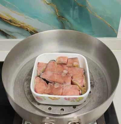 蒸し鮭のレシピ手順：2