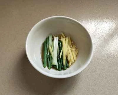 蒸しスズキのレシピ手順：1