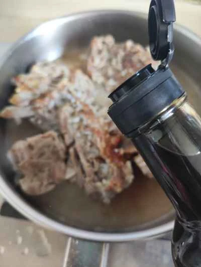 ラムの背骨の煮込みレシピ手順：5