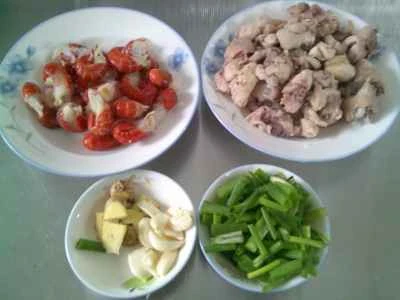 ロブスターのしっぽ入り鶏肉の煮込みの作り方：1