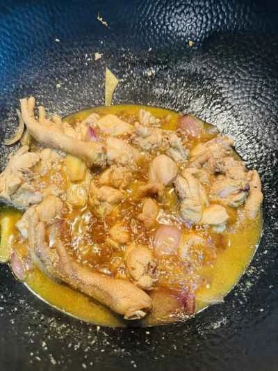 生姜とネギで煮込んだ鶏肉の作り方：5