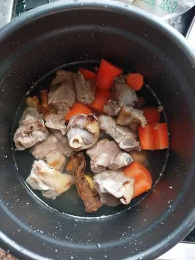 ニンジン入りラム肉の煮込みの作り方：4