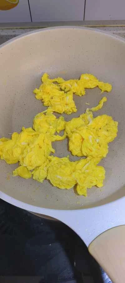 牛肉とスクランブルエッグの作り方：3